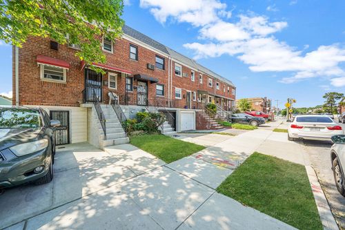 11708 233rd St, Cambria Heights, NY, 11411-1800 | Card Image