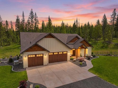 NNA Undisclosed Address, Deer Park, WA, 99006 | Card Image