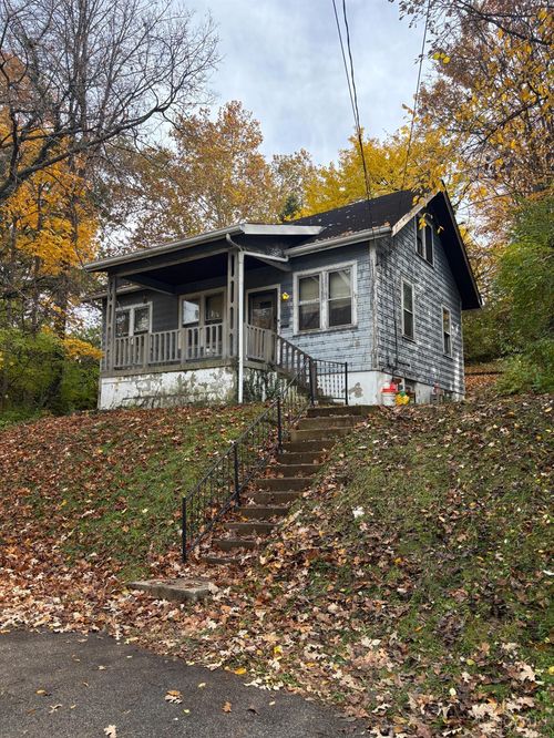 6414 Catalpa Ave, North College Hill, OH, 45239-4925 | Card Image