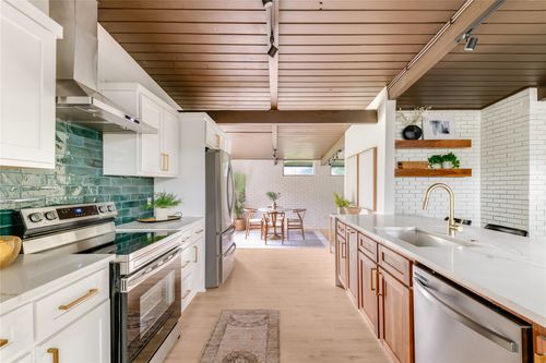 3611 Marsh Lane Pl, Dallas, TX, 75220-1711 | Card Image