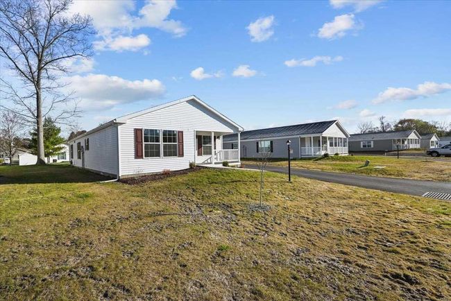 11 Orlando Dr, House other with 3 bedrooms, 2 bathrooms and null parking in Poughkeepsie NY | Image 33
