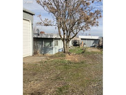 40 Ne Mount Hebron Dr, Pendleton, OR, 97801 | Card Image