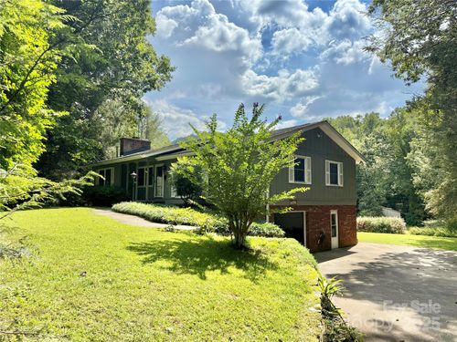 516 Avery Creek Rd, Arden, NC, 28704-8769 | Card Image