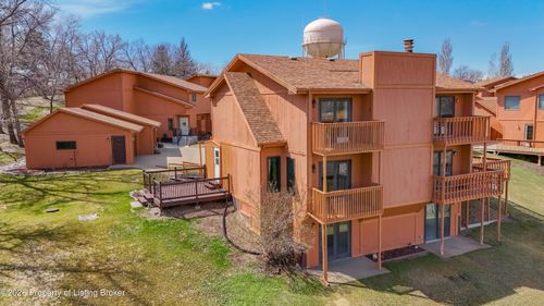 680 4th Ave E, Dickinson, ND, 58601-4419 | Card Image