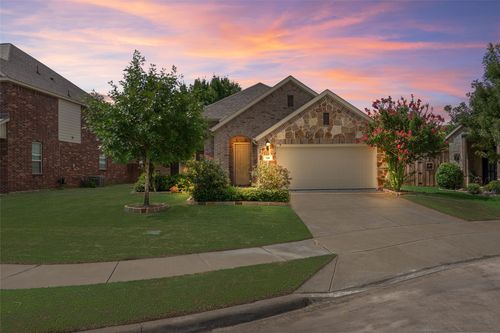 708 Water Garden Cir, Little Elm, TX, 75068-1048 | Card Image