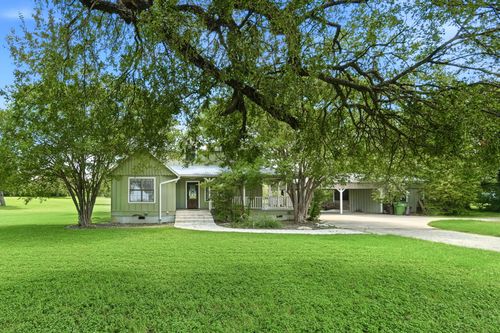 903 Summit St, Round Rock, TX, 78664-4335 | Card Image