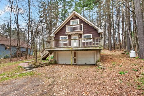8 Winter Road, Hillsborough, NH, 03244 | Card Image