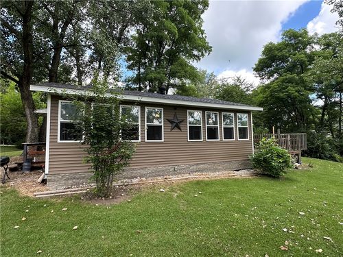 221 Celebration Ct, Oakwood, IL, 61858-9587 | Card Image