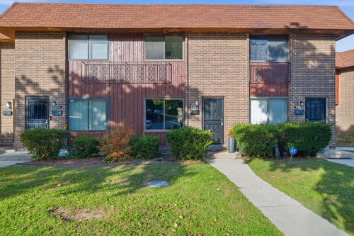6204 W Port Avenue, Milwaukee, WI, 53223 | Card Image