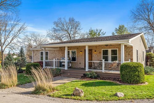 35 E Muskingum Dr, Powell, OH, 43065-5047 | Card Image