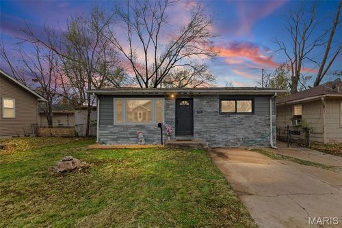 906 24th St, Granite City, IL, 62040-3403 | Card Image