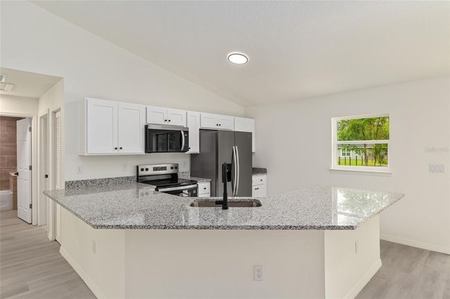 24375 Nw Foxglove Ln, House other with 3 bedrooms, 2 bathrooms and null parking in DUNNELLON FL | Image 24