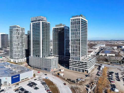 412-8960 Jane St, Concord, ON, L4K0N9 | Card Image