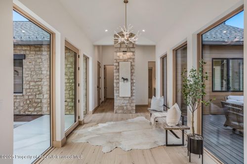 112 Bowles Dr, Carbondale, CO, 81623-1601 | Card Image