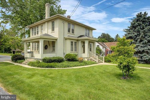 10796 E Buchanan Trail East E, WAYNESBORO, PA, 17268 | Card Image