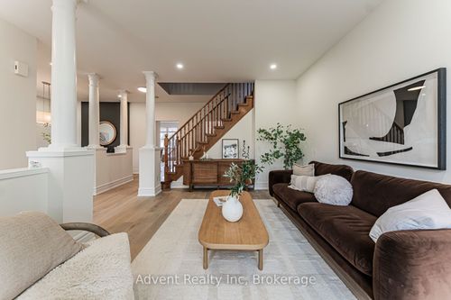 5 Angus Glen Blvd, Markham, ON, L6C1Z1 | Card Image