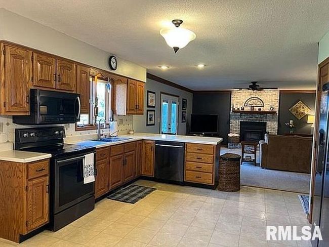 3625 Timothy Rd, House other with 3 bedrooms, 2 bathrooms and null parking in Springfield IL | Image 5