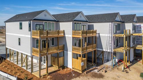 723 N Topsail Dr, Surf City, NC, 28445-6731 | Card Image