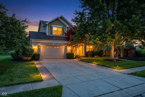 14105 Conner Knoll Pkwy, Fishers, IN, 46038-5201 | Card Image