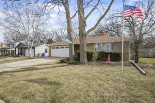 5009 67th Street, Kenosha, WI, 53142 | Card Image