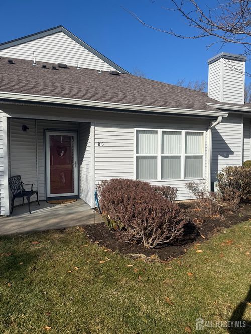 85 Sunnymede St, Englishtown, NJ, 07726-4708 | Card Image