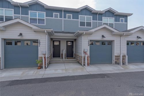 1049 Oak Cir, Lakewood, CO, 80215-4535 | Card Image