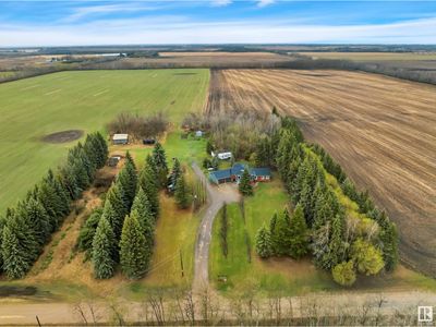 49124 Range Road 275, House other with 5 bedrooms, 3 bathrooms and null parking in Leduc County AB | Image 2