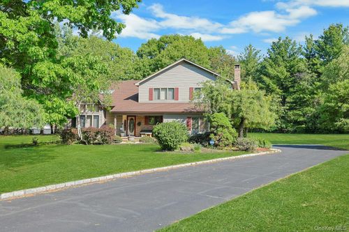 13 Brainerd Dr, Stony Point, NY, 10980-3467 | Card Image