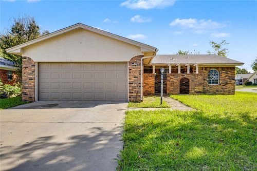 2553 S 110th East Eastavenue, Tulsa, OK, 74129 | Card Image