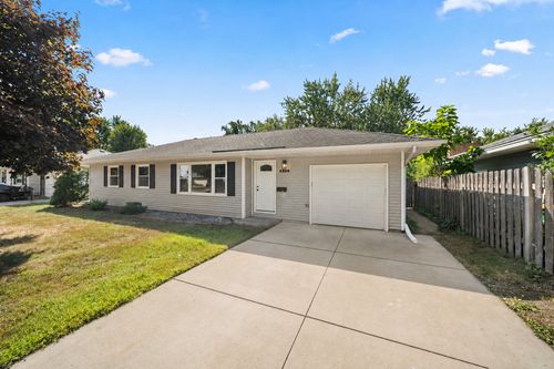 6809 Dudley Ave N, Crystal, MN, 55428-3436 | Card Image