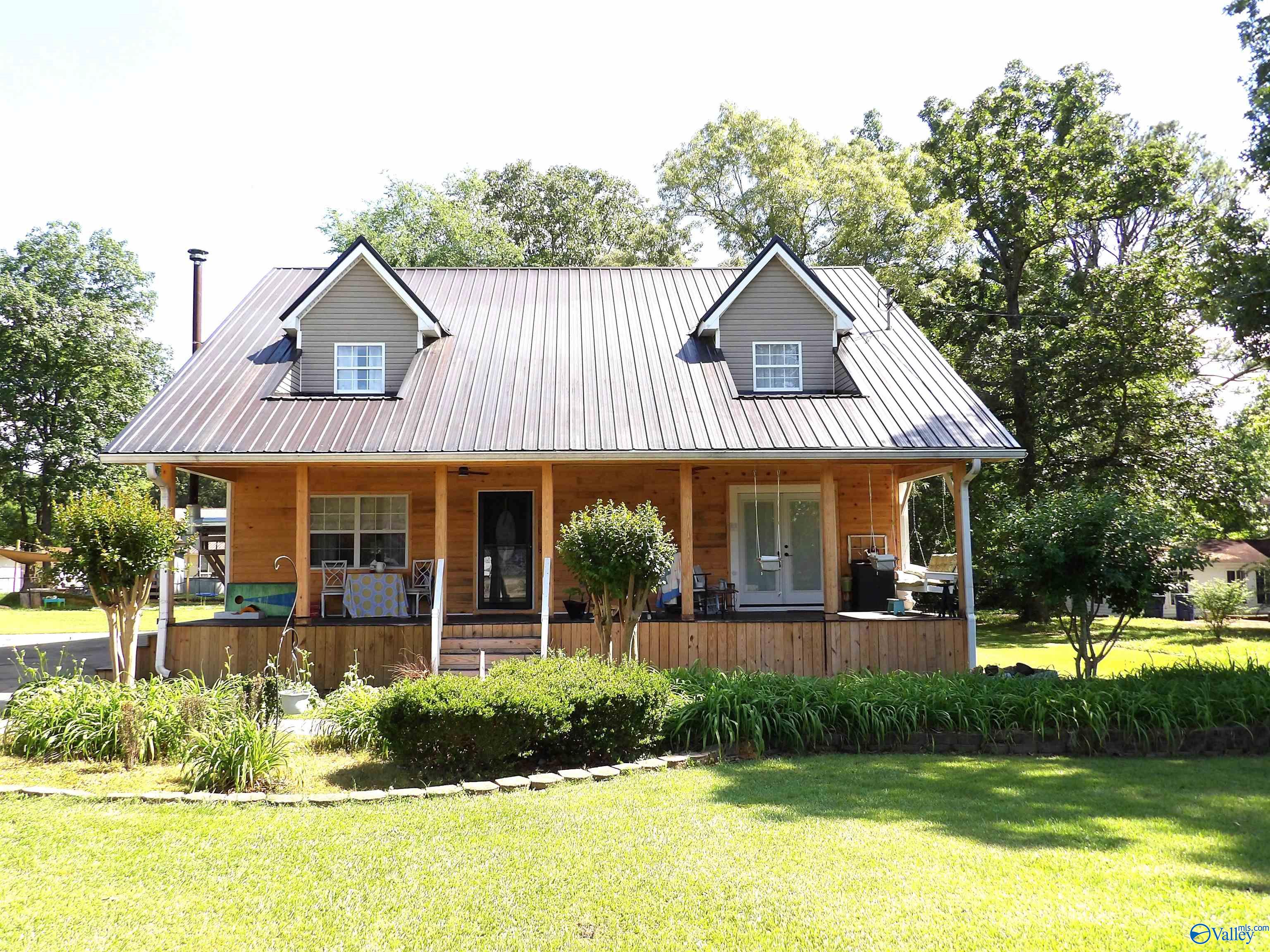 Hale St, Attalla, AL 35954