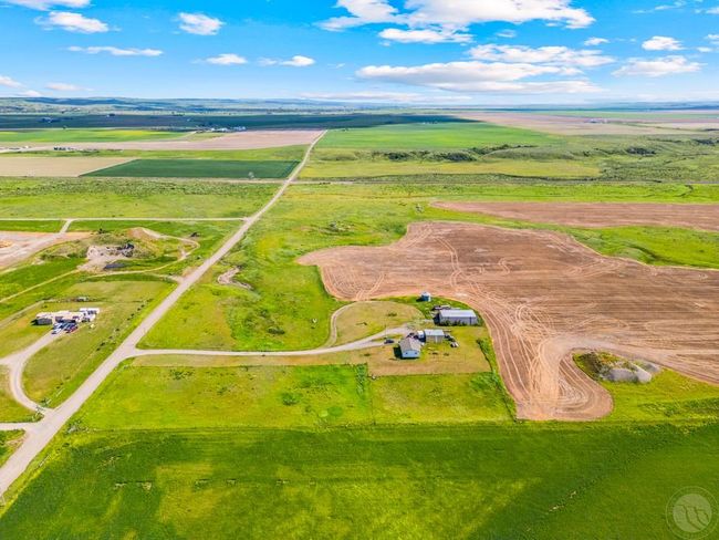 1036 Davis Rd, House other with 4 bedrooms, 2 bathrooms and null parking in Hardin MT | Image 22
