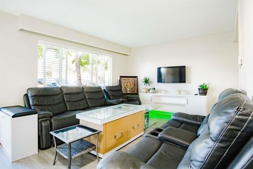 202-11901 89a Ave, Delta, BC, V4C3G8 | Card Image