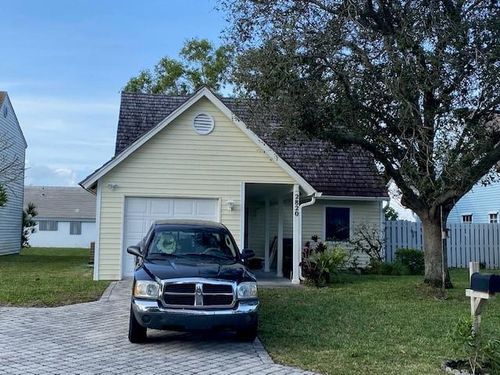 2820 Black Pine Ct, Lake Worth, FL, 33462-2578 | Card Image