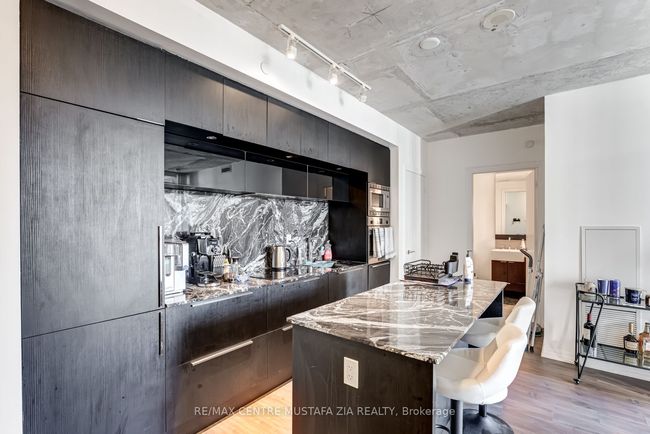 2501 - 88 Blue Jays Way, Condo with 2 bedrooms, 1 bathrooms and null parking in Toronto ON | Image 10
