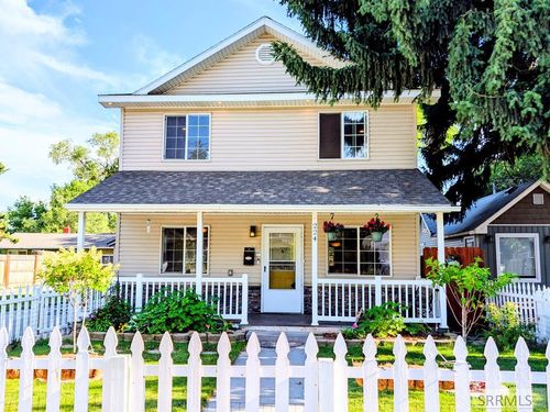224 E 14th St, Idaho Falls, ID, 83404-5967 | Card Image