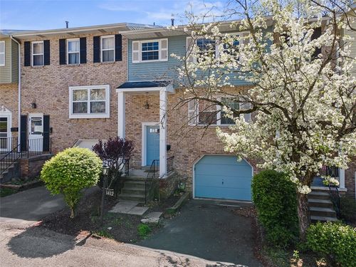 1402 Magnolia Ct, Bethel Park, PA, 15102-3134 | Card Image