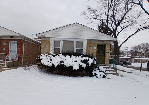 8359 S State St, Chicago, IL, 60619-4721 | Card Image