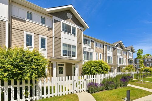 176-3501 Dunlin St, Victoria, BC, V9C0P7 | Card Image
