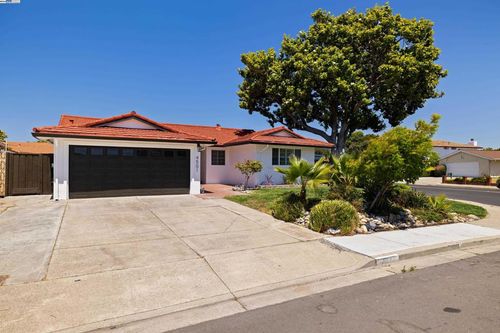 4501 Alice Way, Union City, CA, 94587-4829 | Card Image