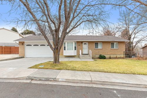 1184 E 300 N, Pleasant Grove, UT, 84062-2549 | Card Image
