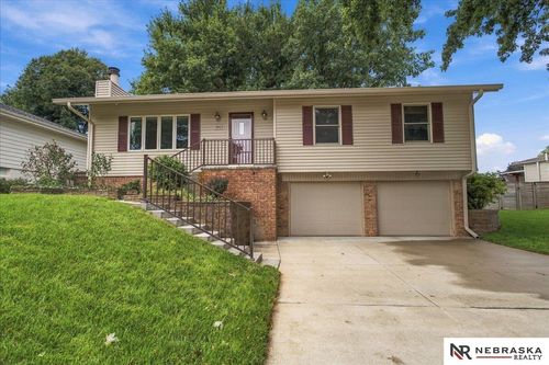 5062 S 160th Circle, Omaha, NE, 68135 | Card Image