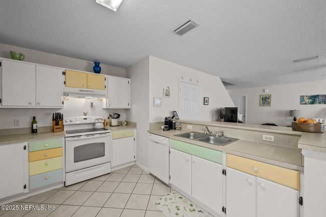 632 Stocks St, House other with 3 bedrooms, 2 bathrooms and null parking in ATLANTIC BEACH FL | Image 18
