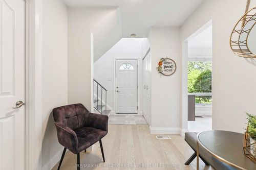 141 Rutherford Crt, Ottawa, ON, K2K1N6 | Card Image