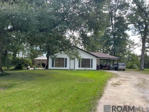 28080 Mcarthur Dr, Livingston, LA, 70754-2106 | Card Image