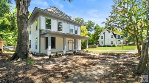 1500 Pecan St, Texarkana, AR, 71854-4328 | Card Image