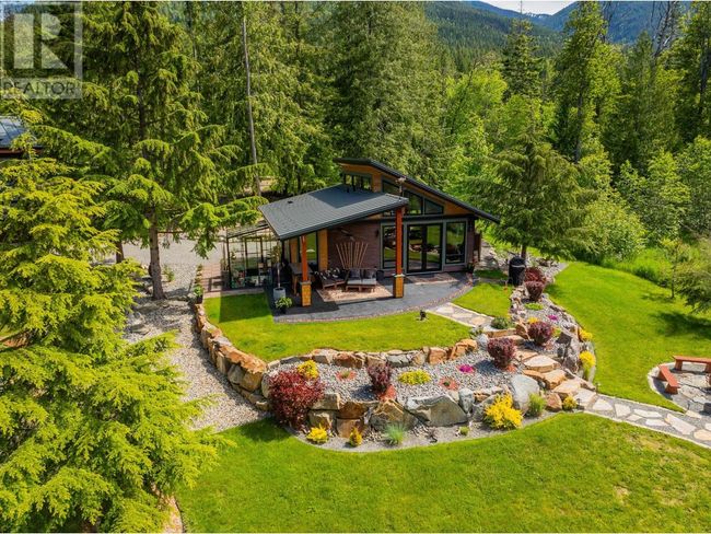 179 Kootenay Lake Rd, House other with 2 bedrooms, 2 bathrooms and 12 parking in Procter BC | Image 91