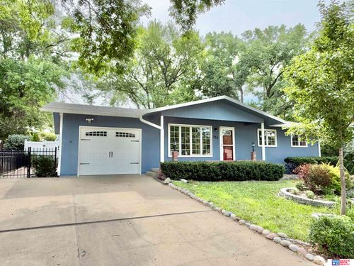 928 N 12th St, Seward, NE, 68434-1404 | Card Image