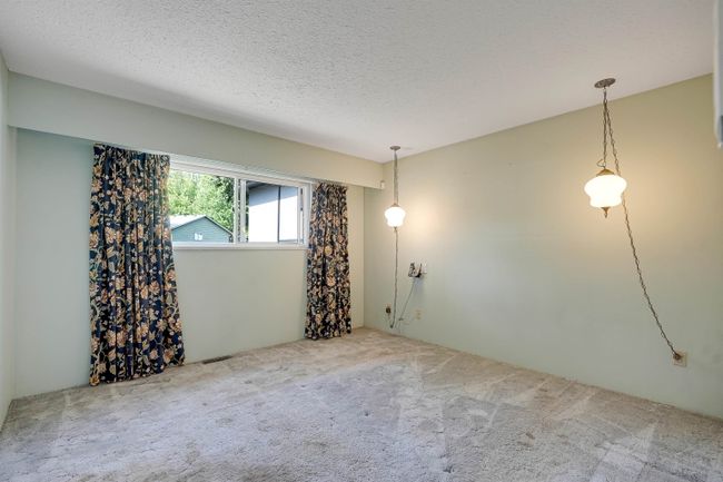 14885 92 Avenue, House other with 4 bedrooms, 2 bathrooms and 3 parking in Surrey BC | Image 14