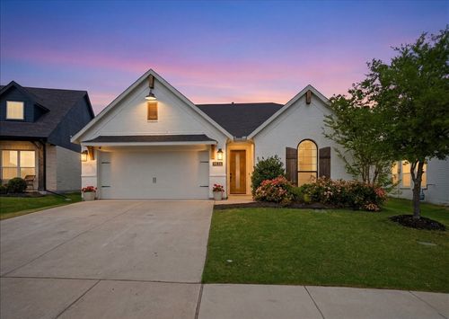 9836 Chaparral Pass, Fort Worth, TX, 76126-2166 | Card Image